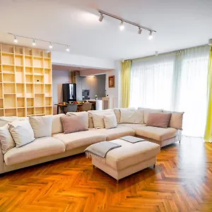 Luxury Park Apartament